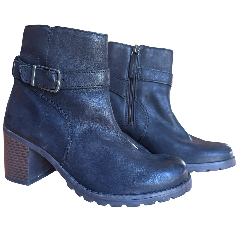 Clarks Clarkwell Hall Black Leather Chunky Heel Ankle Booties Boots Shoes sz 7